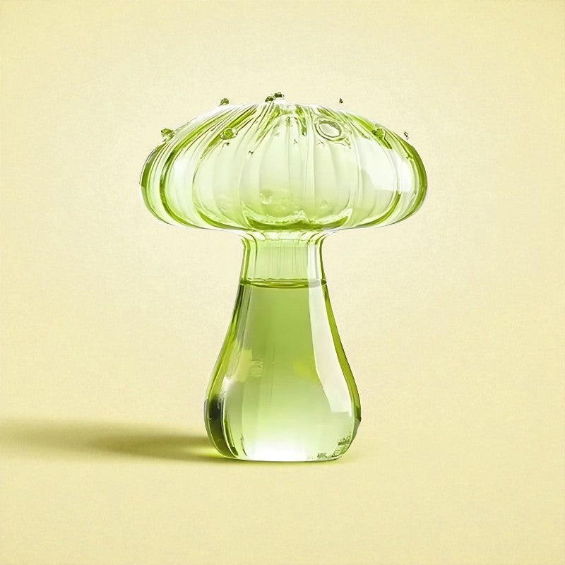 Vase en verre champignon vert