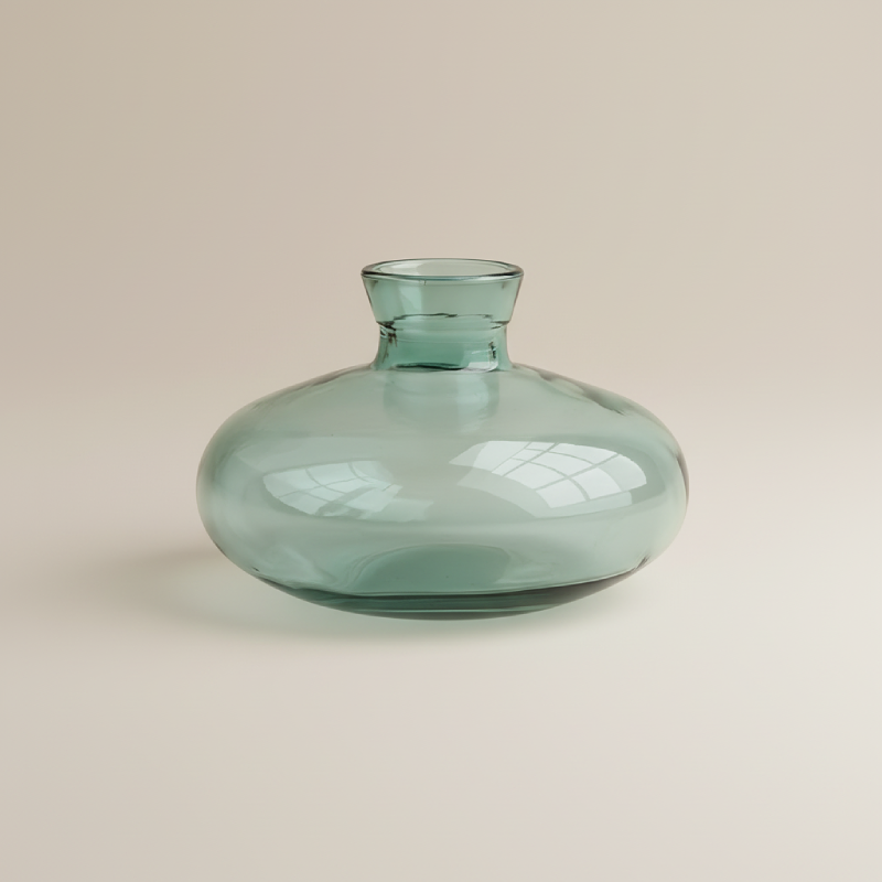 Vase en verre vert type 2
