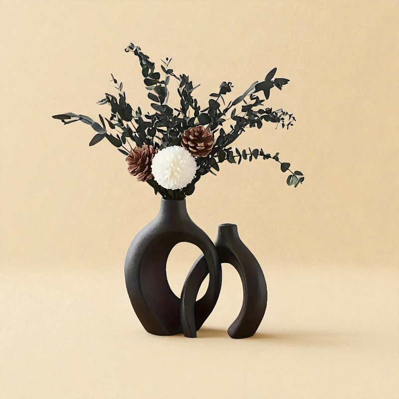 Vases Noirs