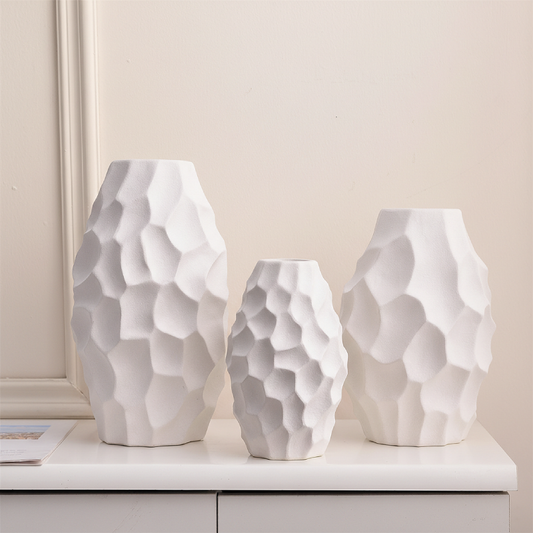 Collection vases céramique sculptée texturé blanc