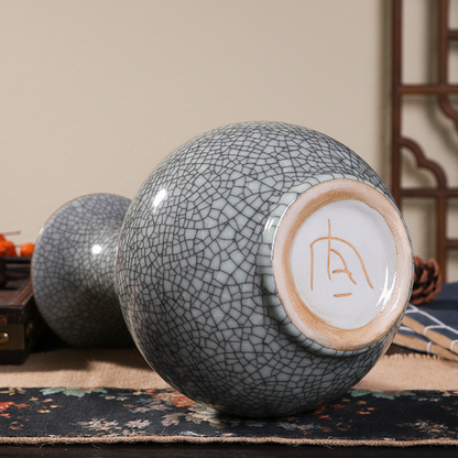 Vase céramique craquelée détail bas