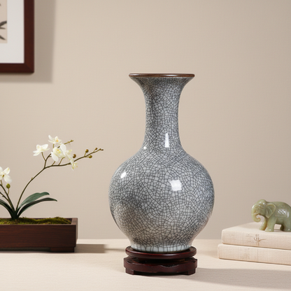 Vase céramique craquelée gourde gris lifestyle