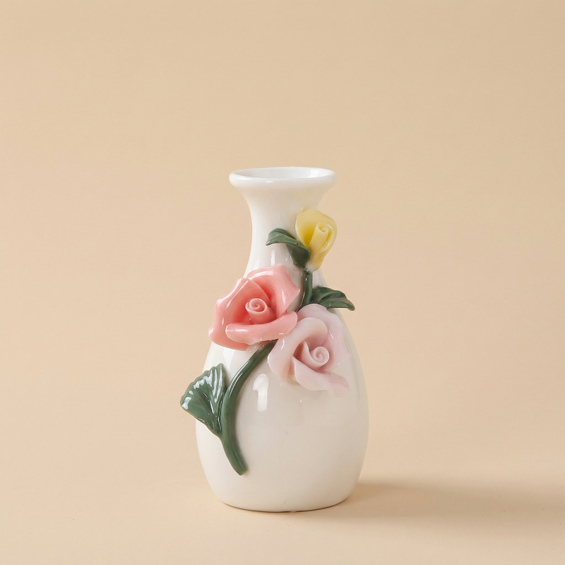 Vases en céramique roses en relief – Collection décorative élégante