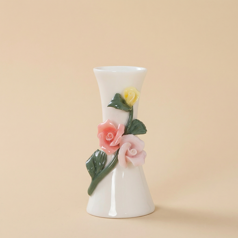 Vases en céramique roses en relief – Collection décorative élégante
