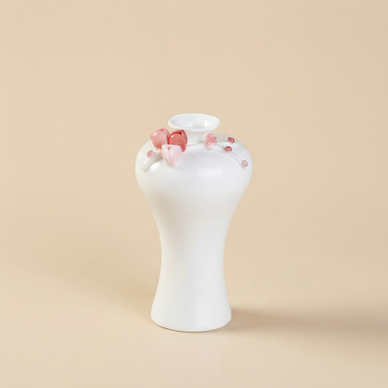 Vases en céramique fleurs de prunier – Collection design élégante