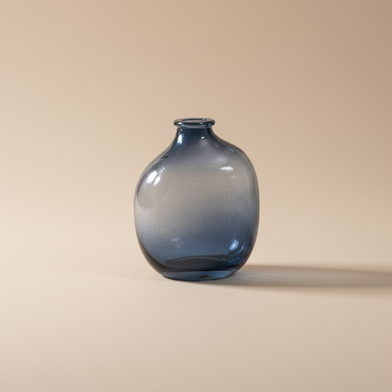 Vase en verre transparent bleu nuage taille L