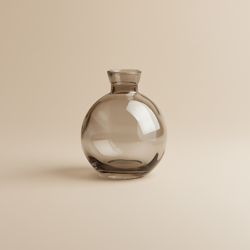 Vase en verre transparent noir arrondi