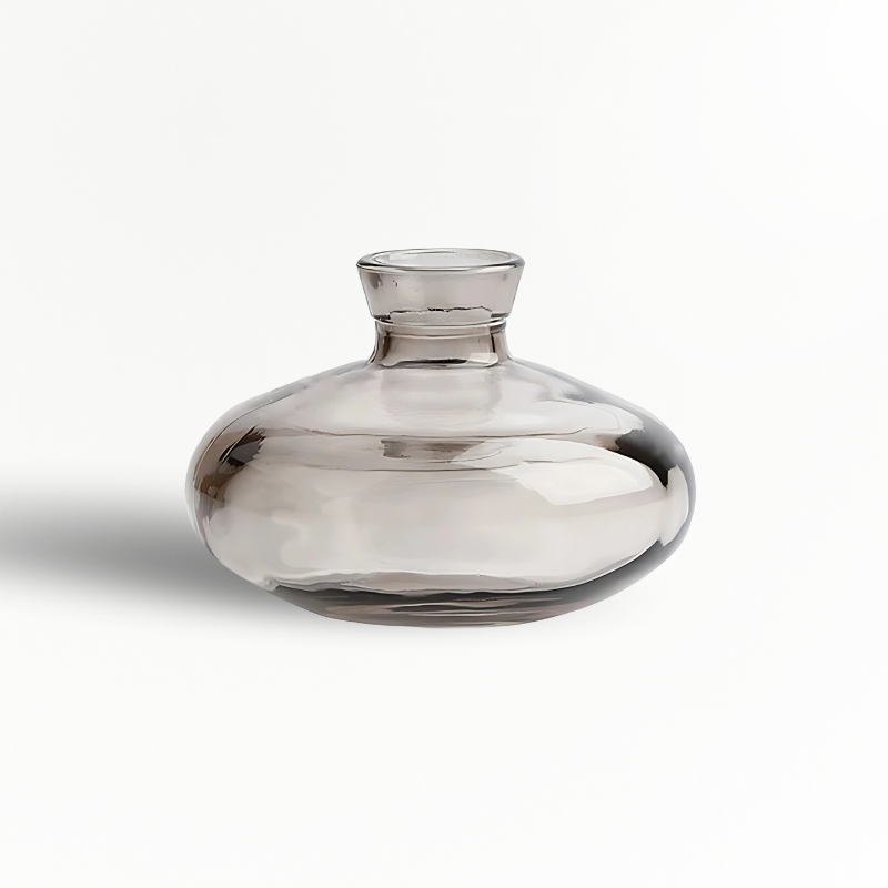 Vase en verre transparent noir type 2