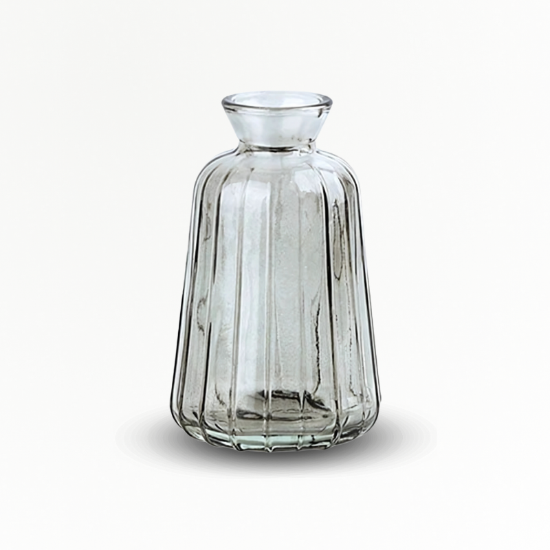 Vase en verre transparent noir type 4