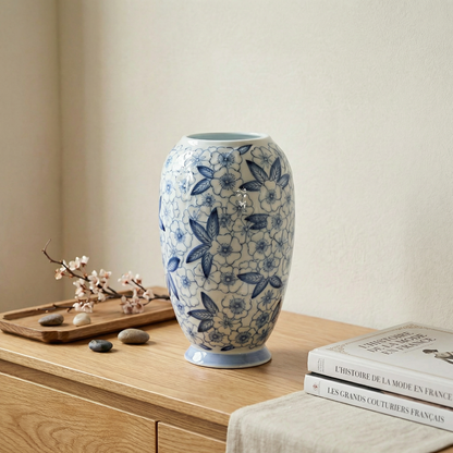 Vase porcelaine Mino-yaki blanc et fleurs bleues