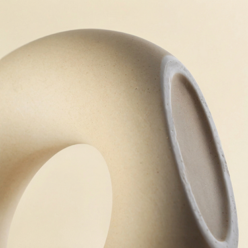 Vases en céramique design circulaire – Style minimaliste moderne