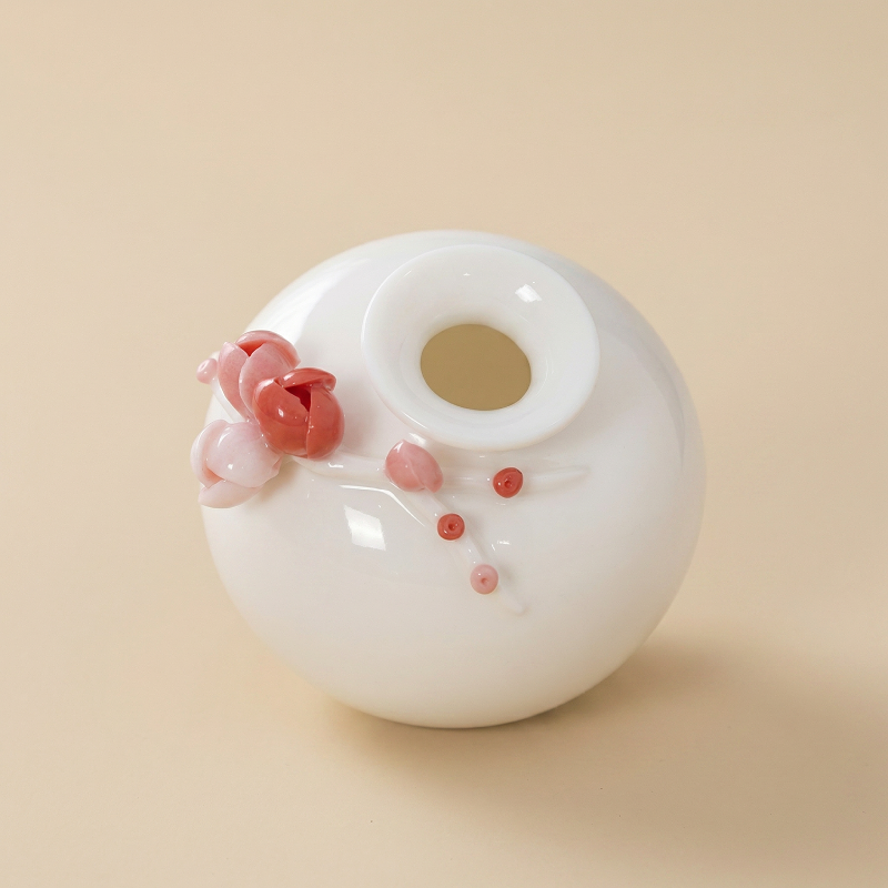 Vases en céramique fleurs de prunier – Collection design élégante