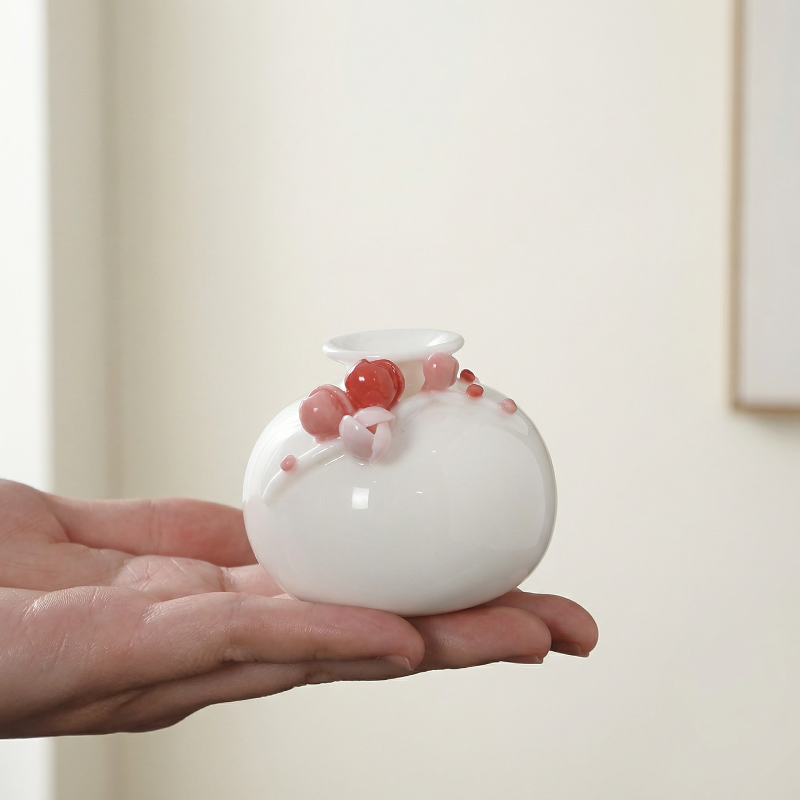 Vases en céramique fleurs de prunier – Collection design élégante