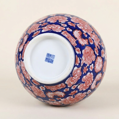 Vases en porcelaine bleu profond et motifs floraux rouges – Élégance asiatique raffinée L'UNIVERS DU VASE